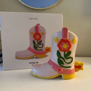 BAN.DO giddy up boot vase
